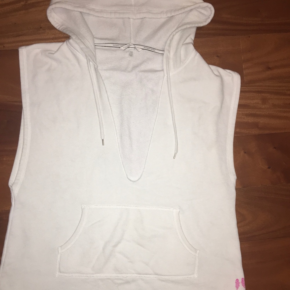 CUTE! VS Angel sleeveless hooded sweatshirt!